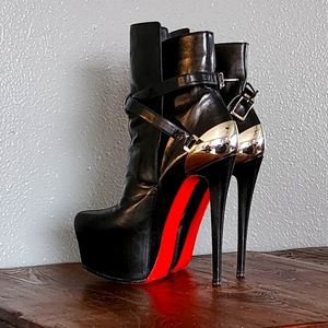 Christian Louboutin Equestria Booties